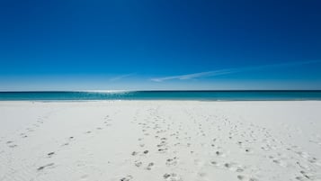 Am Strand, LiegestĂŒhle