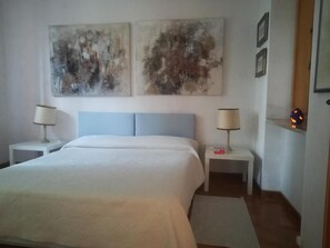 1 bedroom, iron/ironing board, free WiFi, bed sheets - La Casa nel Verde (Calosso)