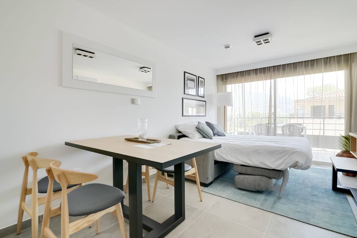 Standard Studio, Multiple Beds, Non Smoking | Desk, blackout drapes, cribs (surcharge), WiFi (free)