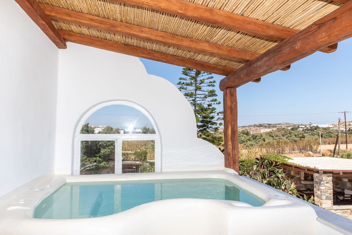 Traditional Apartment, 1 Bedroom, Hot Tub, Mountain View | Terrace/patio