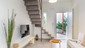 パノラミック デュープレックス プライベートプール パーシャルシ ービュー | 低刺激性寝具、ピロートップベッド、セーフティボックス (室内)、デスク