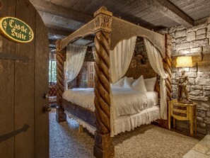 Miscellaneous - Storybook Riverside Inn (Leavenworth)