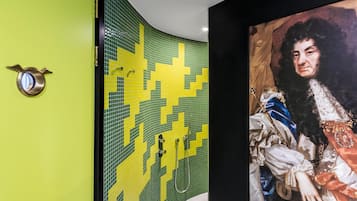nhow Suite | Bathroom