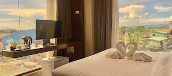 Treasure Island Hotel