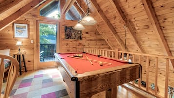 Kabin, 2 kamar tidur | Ruang permainan