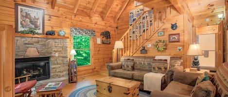 Cabin, 2 Bedrooms | Living area | TV