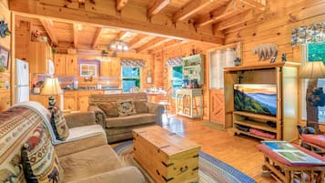 Huisje, 2 slaapkamers | Woonruimte | Televisie