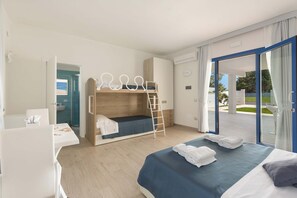 Comfort Room (1281-Room 1) | Rollaway beds, free WiFi, bed sheets - B&B Dreams and Delights (Porto Cesareo)