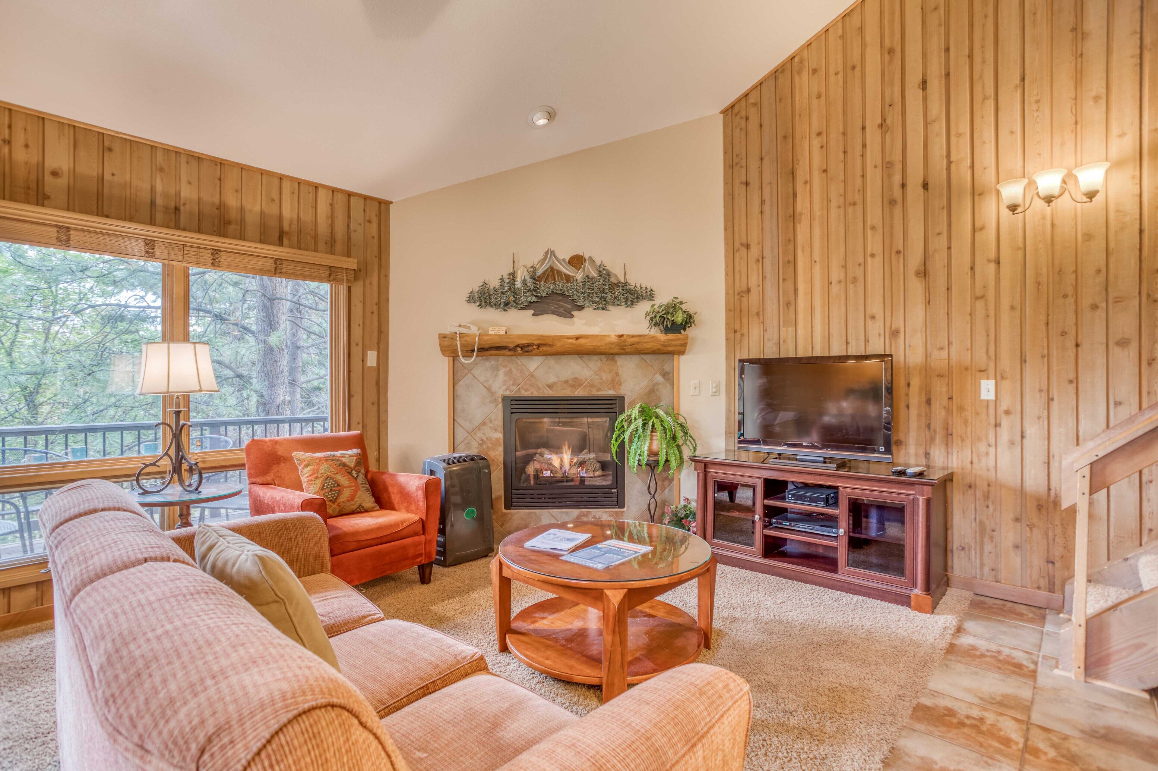 Location and Privacy in Upper-Level Condo with Mt. Bachelor Village Amenities!