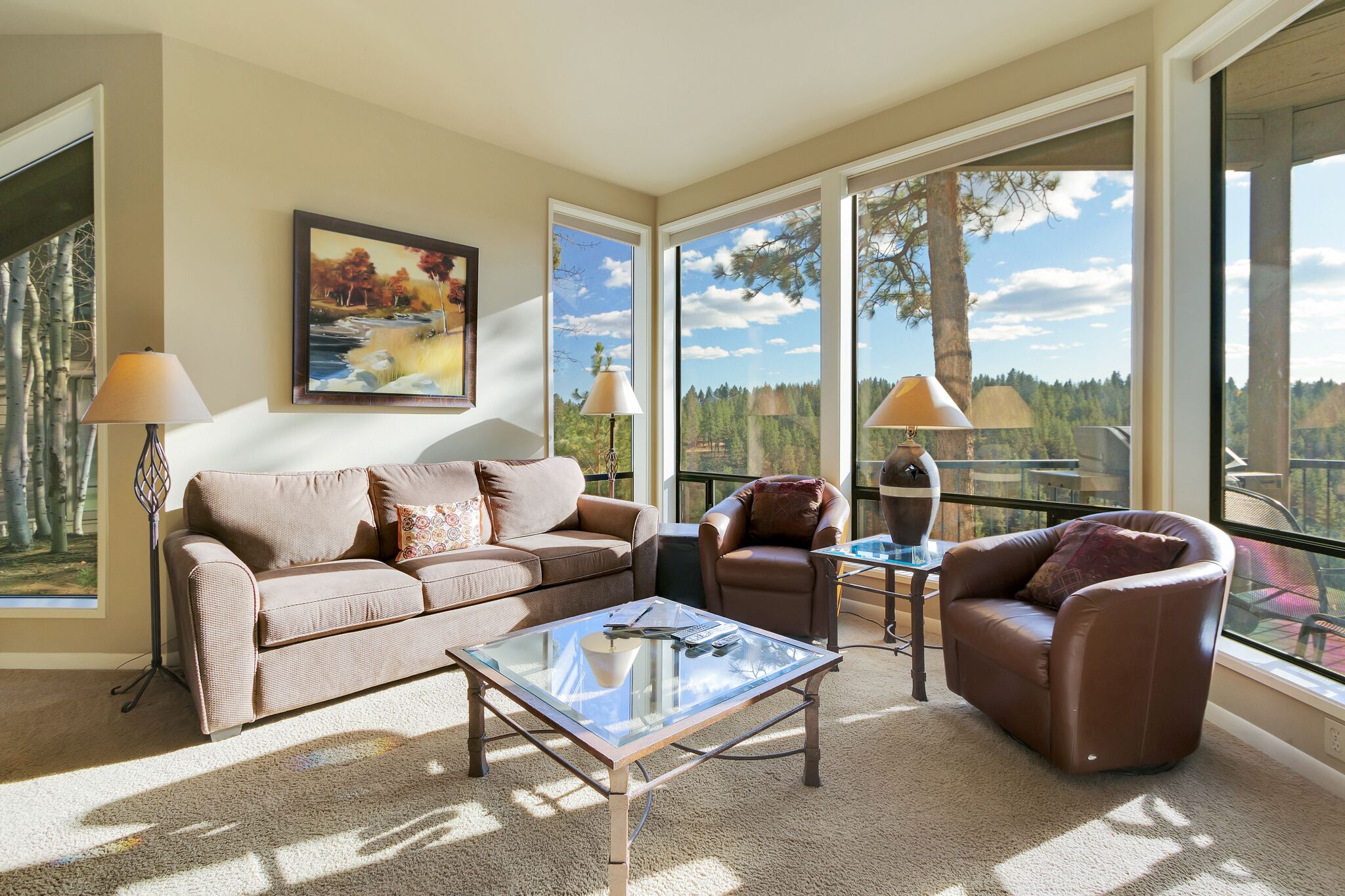 Enjoy Deschutes River Views from Beautiful 2-Bedroom Mt. Bachelor Village Condo!
