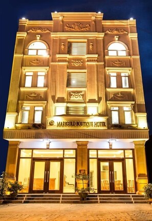 Front of property – evening/night - Marigold Boutique Hotel Sapa (Sa Pa)