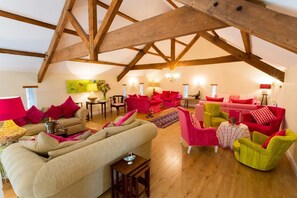 Lobby sitting area - The Outbuildings (Gaerwen)