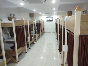 Dormitorio condiviso, 1 letto singolo, non fumatori | Aria condizionata