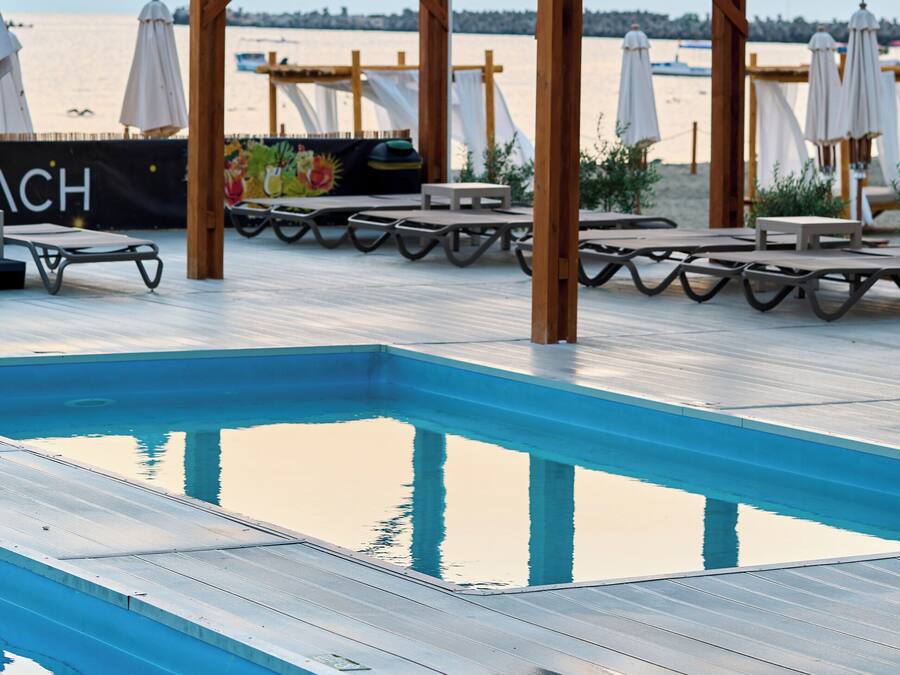 Seasonal outdoor pool