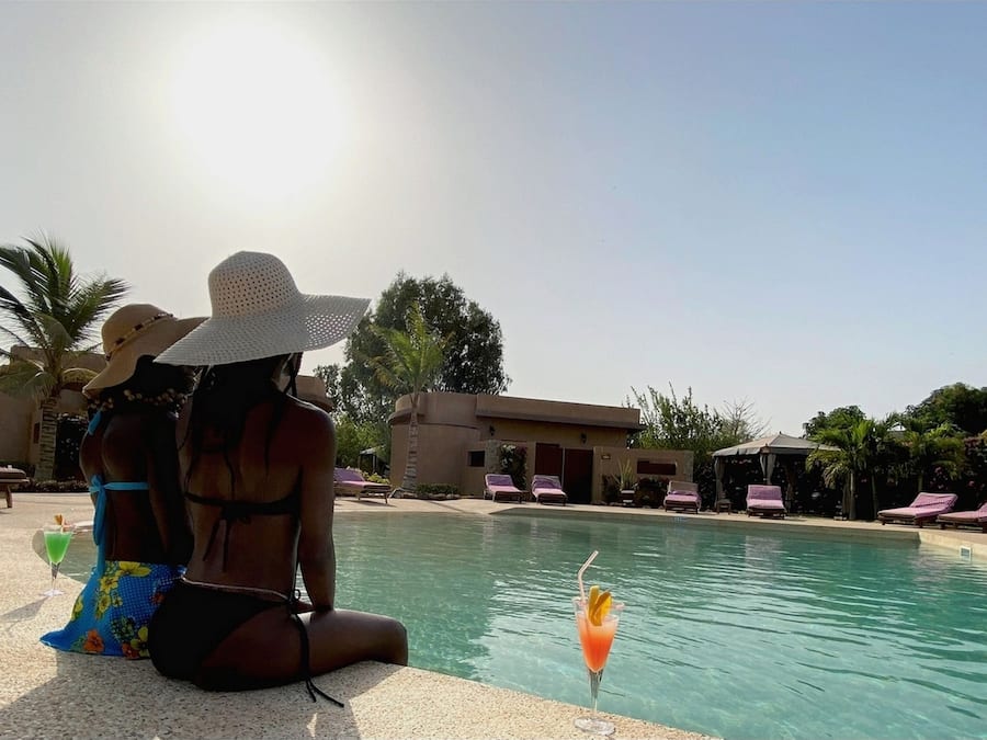 Minibar, värdeförvaringsskåp på rummet och individuell inredning