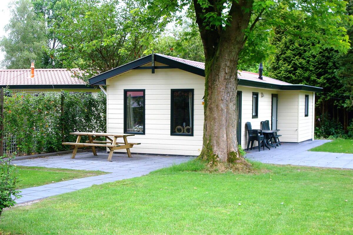 Comfort Chalet, 3 Bedrooms (2B)