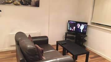 Apartment, 1 Double Bed, Non Smoking | Free WiFi, wheelchair access