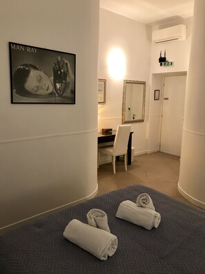 Chambre Double | Coffres-forts dans les chambres, bureau, chambres insonorisées