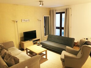 Apartment | Living area