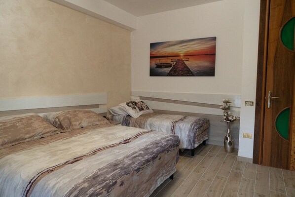 Deluxe Room | Premium bedding, down comforters, memory foam beds - B&B Il Cavaliere (Baronissi)