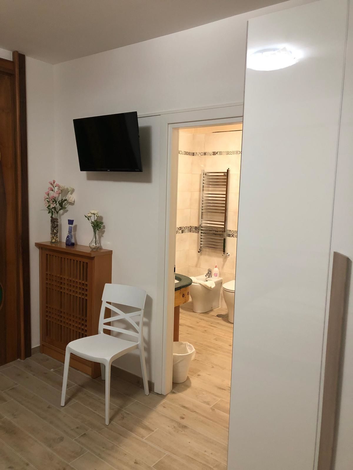 Camera Deluxe | Biancheria da letto di alta qualità, copriletto in piuma