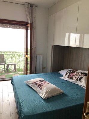 Standard Triple Room, Courtyard View - B&B Il Cavaliere (Baronissi)