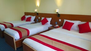 Familien-Suite, Mehrere Betten, Hügelblick, Eckzimmer