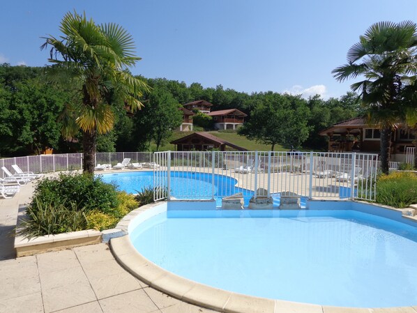 Seasonal outdoor pool