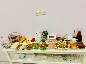 Daily full breakfast for a fee - Hotel Casa Calda (Kutaisi)