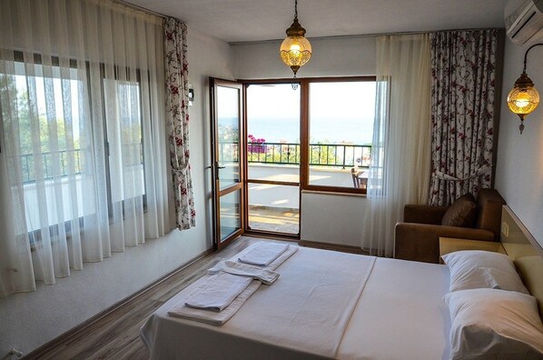 Standard Room, Non Smoking, Sea View