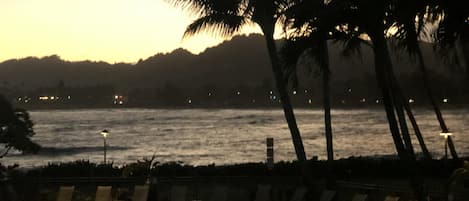 室外游泳池,恒温泳池