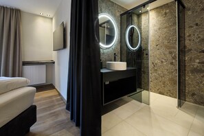 Apartment, 2 Bedrooms, Non Smoking (Appartement Top 5) | Bathroom -  ThePoolhouse Boutique Lodge (Saalbach-Hinterglemm)