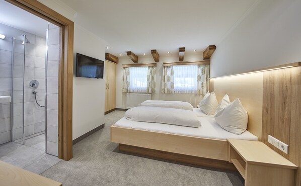 Apartment, 2 Bedrooms (Appartement Top 7) | 1 bedroom, individually decorated, individually furnished, soundproofing