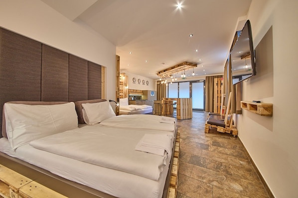 Apartment (Appartement) | Living area | Flat-screen TV