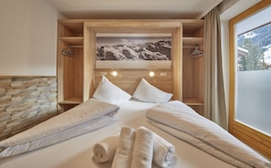 Apartment, 1 Bedroom, Mountain View (Appartement Top 6) | Soundproofing, bed sheets