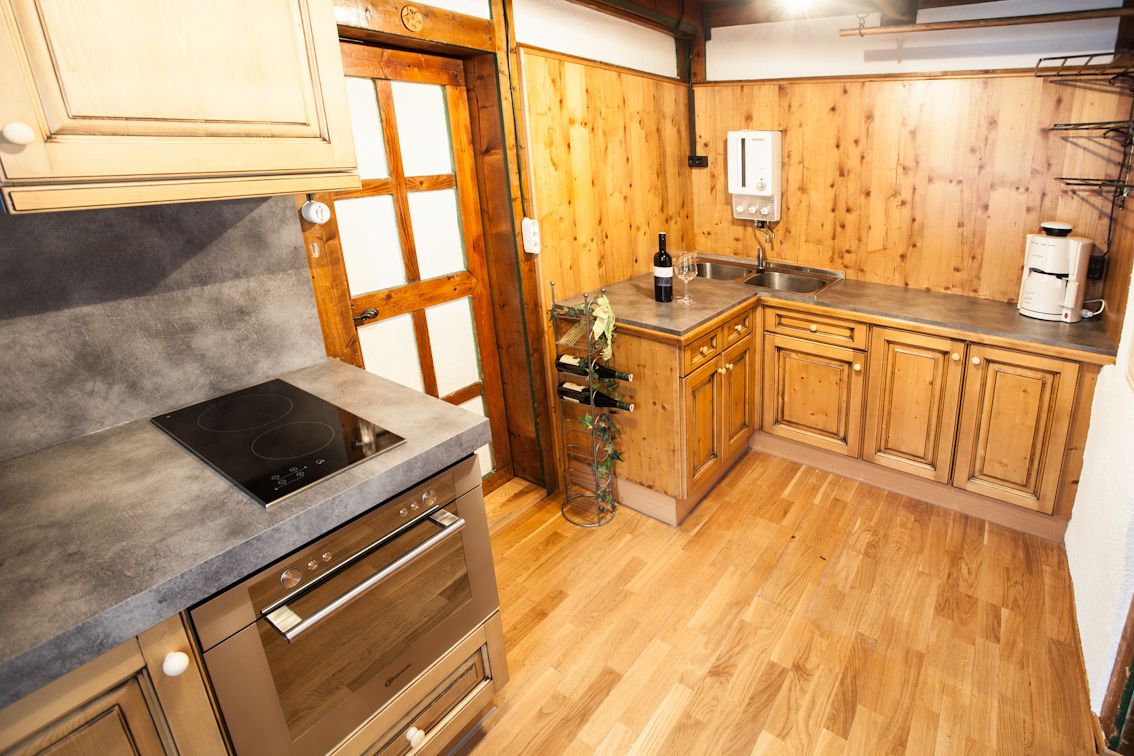 Chalet, 3 Bedrooms (Chalet) | Private kitchen | Full-sized fridge, microwave, oven, stovetop