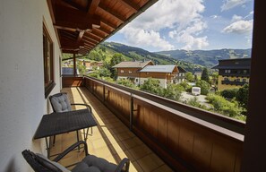 Eenvoudig appartement | Uitzicht vanuit de kamer