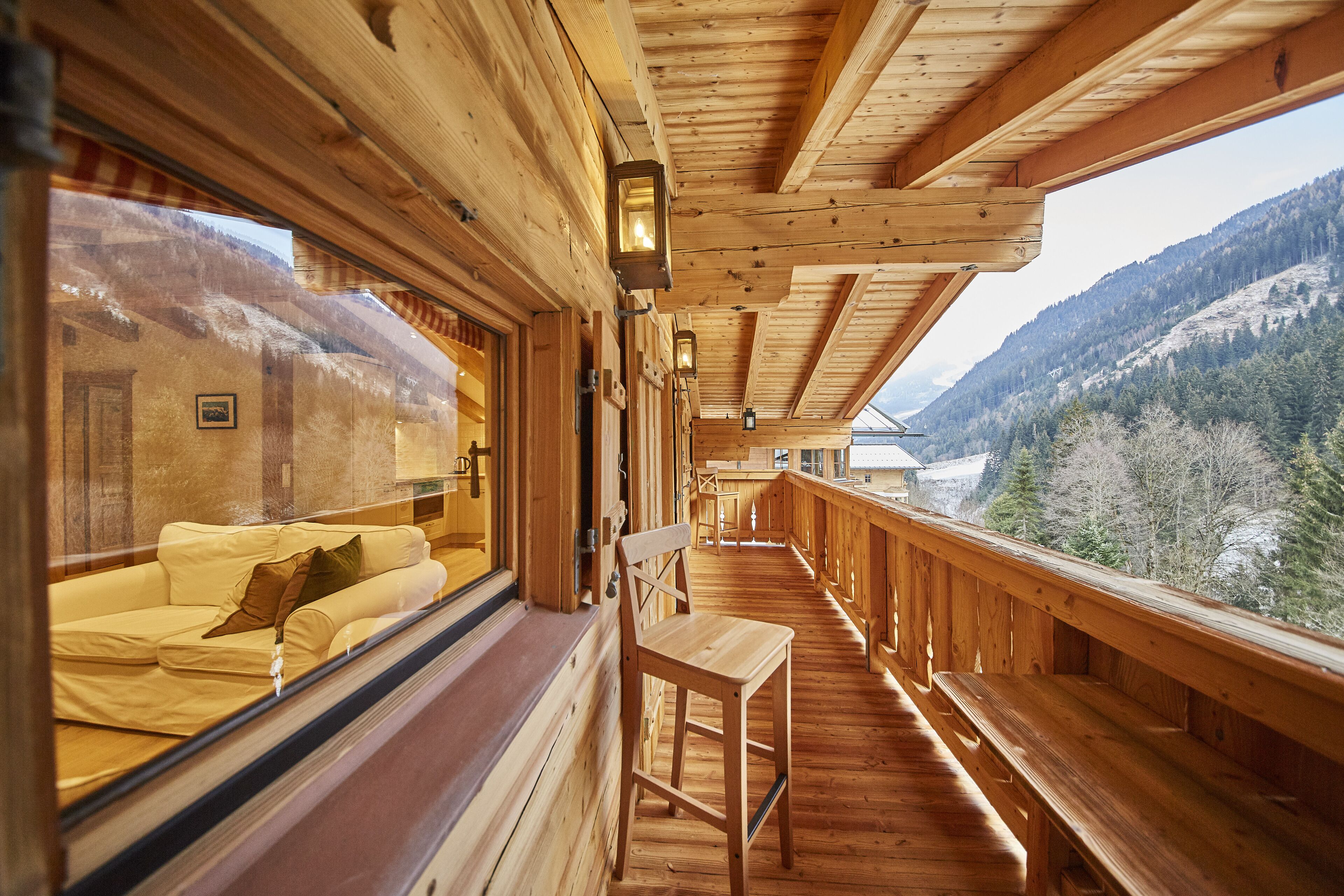 Chalet, 5 Bedrooms, Mountain View (Lodge) | Balcony