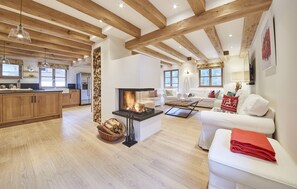 Chalet, 5 Bedrooms, Mountain View (Lodge) | Living area | Flat-screen TV, fireplace - Chalet Tannenbaum (Saalbach-Hinterglemm)