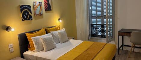 Wifi gratis y ropa de cama