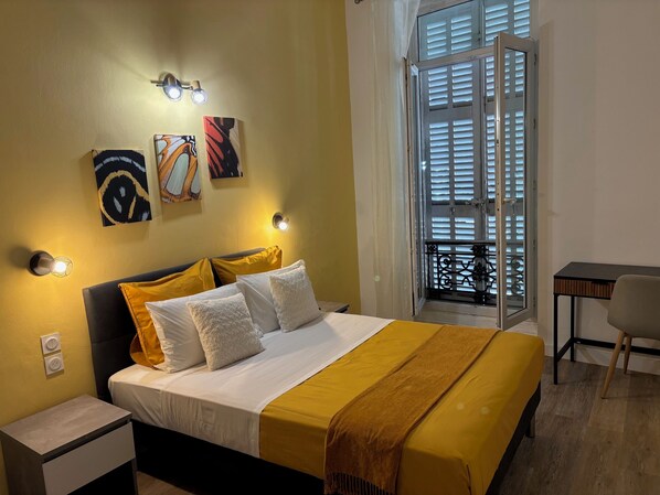 Kamar Double | Wi-Fi gratis dan seprai linen