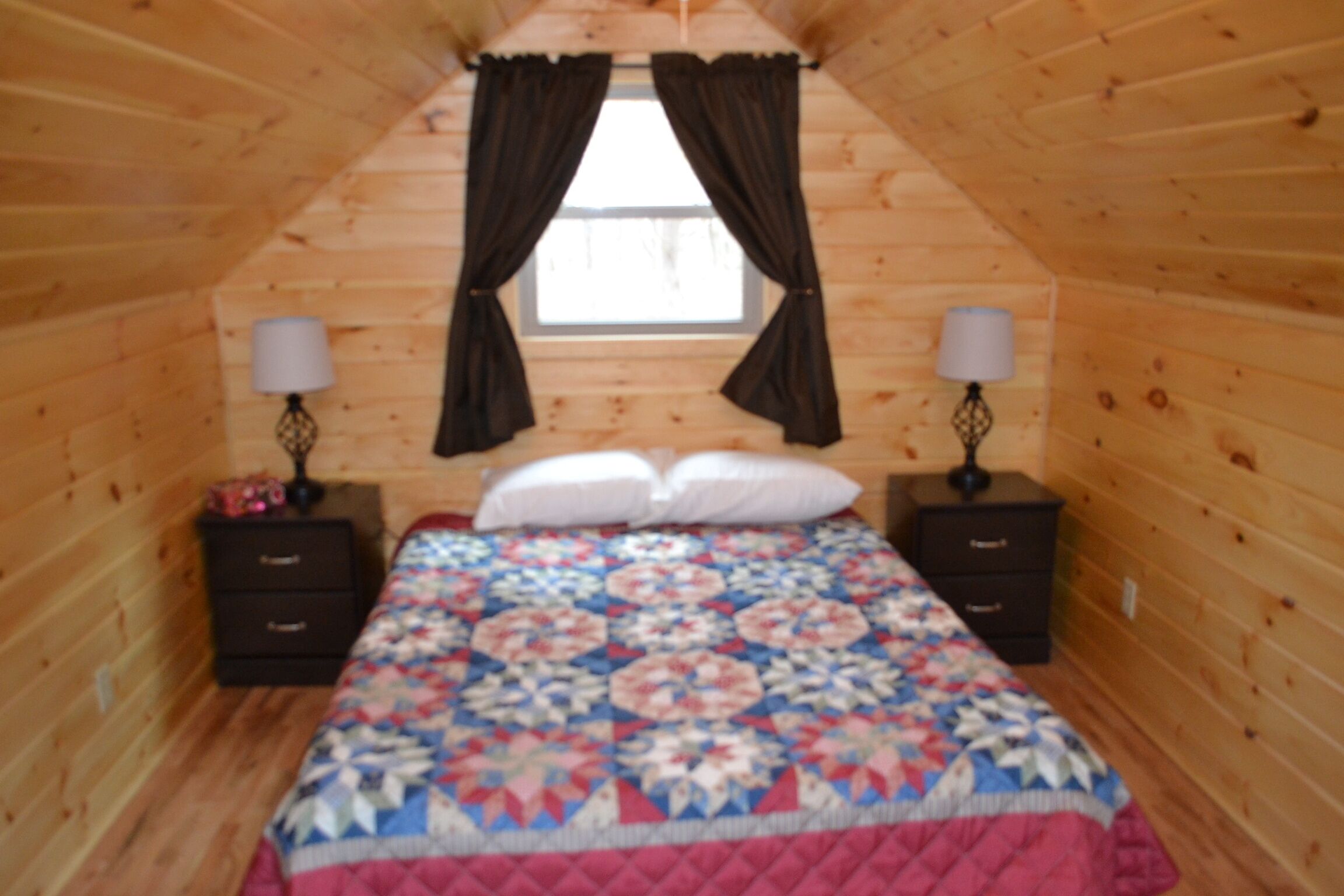 2 bedrooms, bed sheets