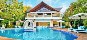 Pool - Villa 4 BR Central Seminyak mins to Beach  (Seminyak)