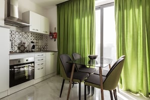 Apartamento, 2 quartos, sauna seca (Penthouse) | Área de estar | Smart TV, Netflix