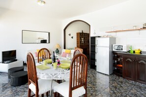 Interior - Vacation Property with Wi-Fi, Balcony, and Stunning Views (Caleta de Caballo)