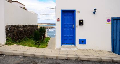 Vacation property in Great Location with Wi-Fi, Balcony & Magnificent View