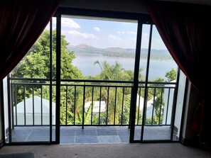 Svit - 1 kingsize-säng | Vardagsrum | 40-tums LCD-tv med satellitkanaler och tv