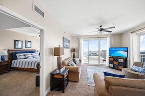 Smart TV, lettore DVD, impianto stereo