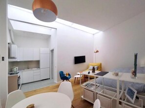 Interior - Accademia (Milan)