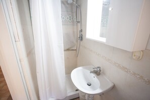 Estudio | Baño | Regadera 